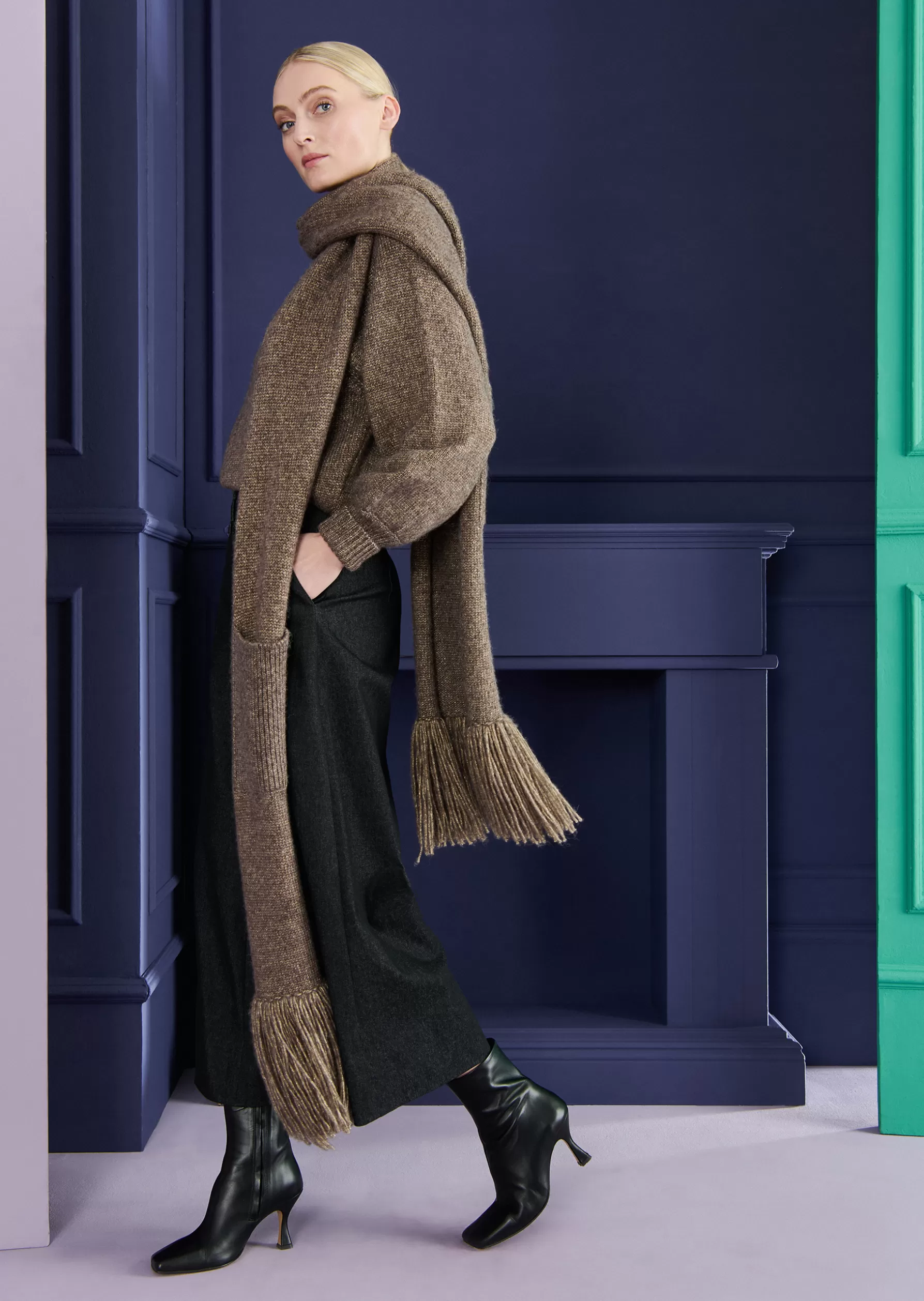 Gifts-Talbot Runhof Scarf Lorascarf1 Brassbrown